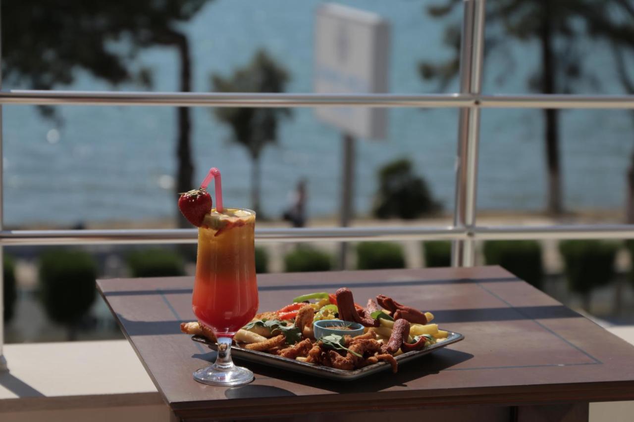 Grand Nicea Hotel Ιζνίκ Εξωτερικό φωτογραφία