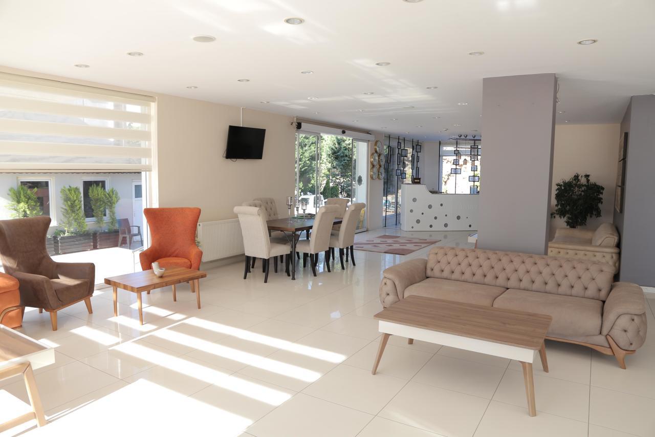 Grand Nicea Hotel Ιζνίκ Εξωτερικό φωτογραφία
