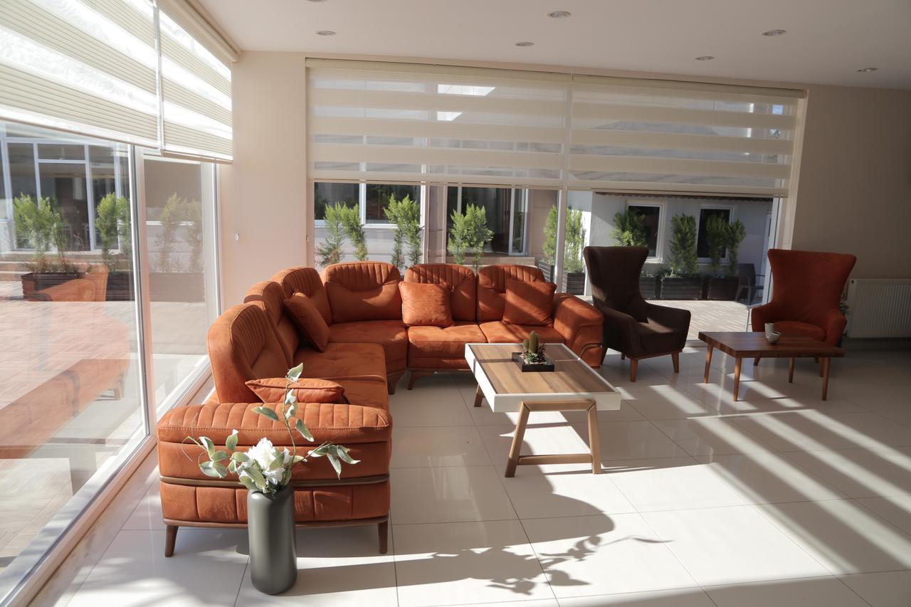 Grand Nicea Hotel Ιζνίκ Εξωτερικό φωτογραφία