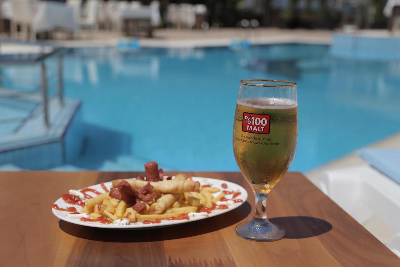 Grand Nicea Hotel Ιζνίκ Εξωτερικό φωτογραφία