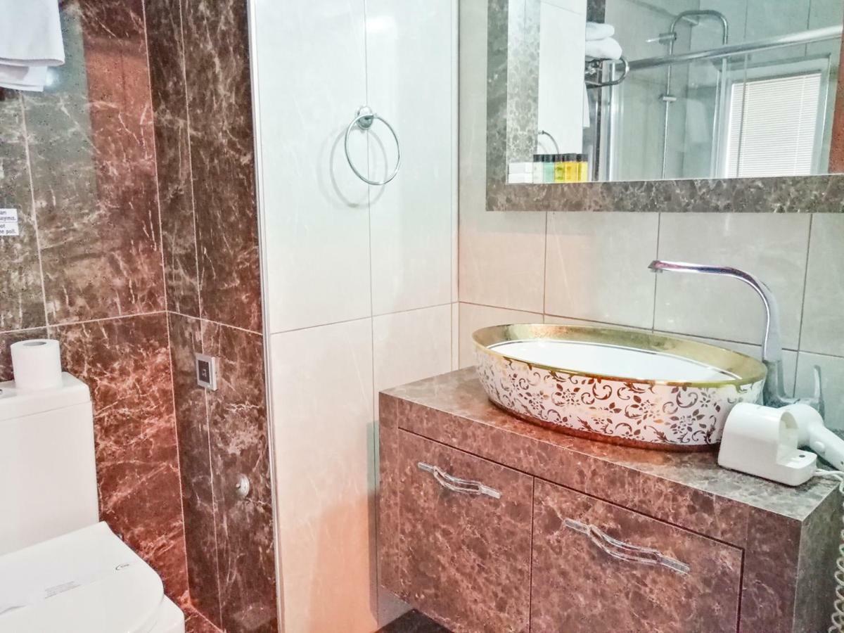 Grand Nicea Hotel Ιζνίκ Εξωτερικό φωτογραφία