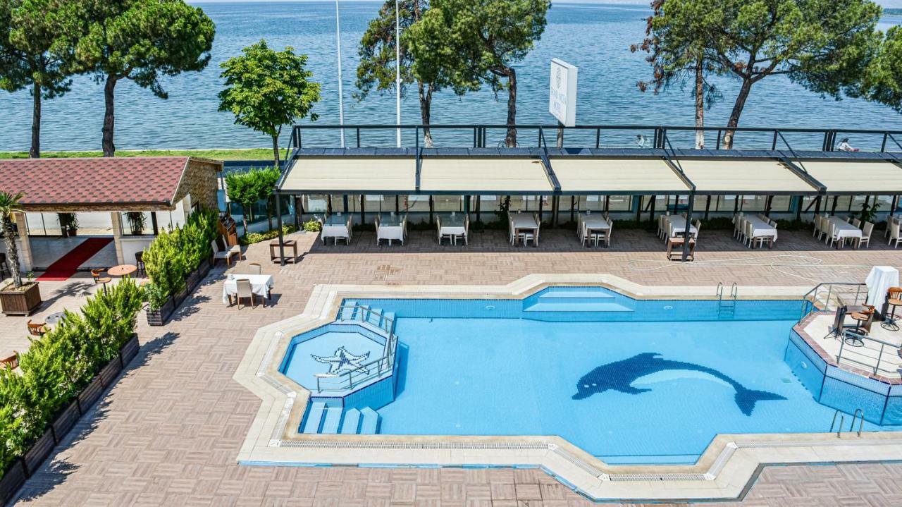 Grand Nicea Hotel Ιζνίκ Εξωτερικό φωτογραφία